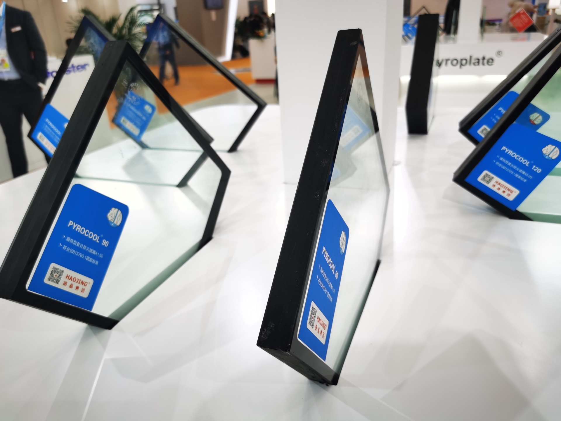 Class A/C composite fire-rated glass